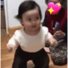 Bebês dançando 12