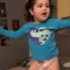 Bebês dançando 16