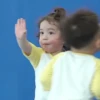 GIF ANAK KECIL  5