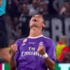 Cristiano Ronaldo 8