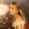 Sabrina Carpenter ✨🎀🎙️ 20