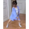 Linda garotinha dançando 18
