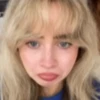 Sabrina Carpenter ✨🎀🎙️ 18