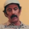 ES UNA BRUJA...