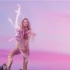 Puntería Shakira Cardi B 15
