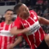 Reação gol 13