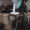 YO