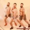 Aaa 32