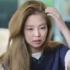 Jennie Kim 19