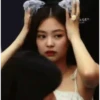 Gif jennie 30