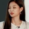 Gif jennie 25