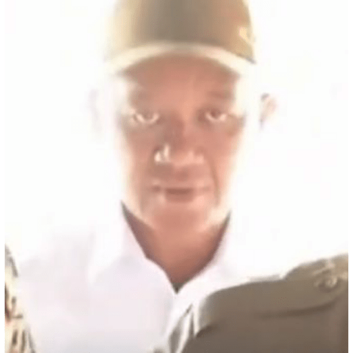 POLITIKUS PEOPLE 4