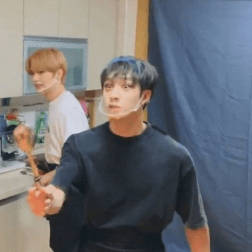 3 stray kids 16