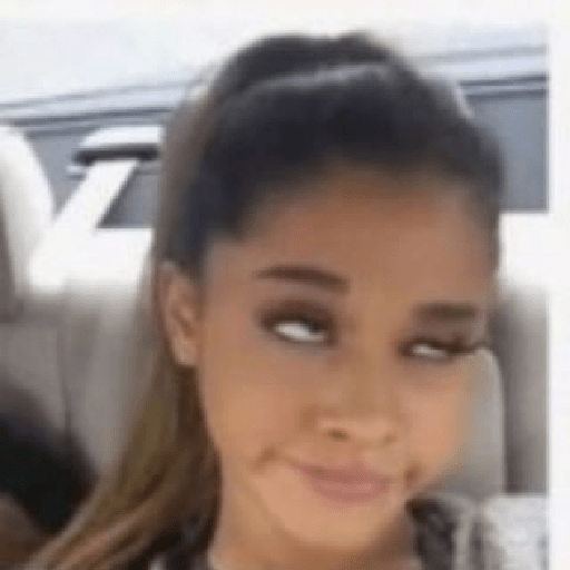 Ariana Grande 😛 1