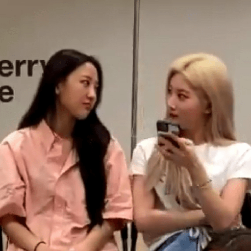 Loona kpop memes #3 17