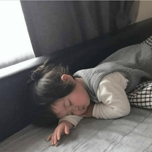 Niña china 18