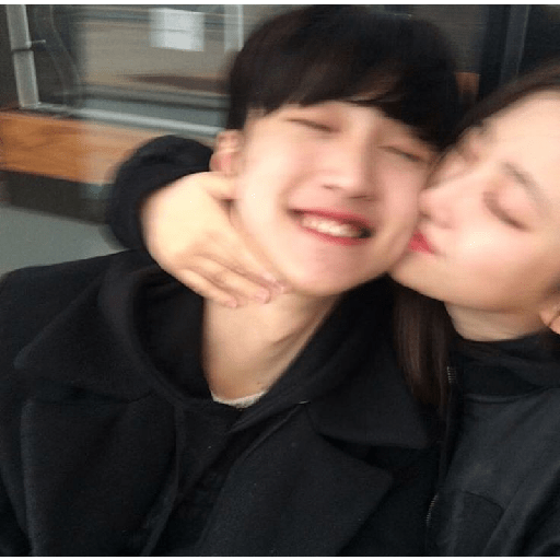 Kiss 1
