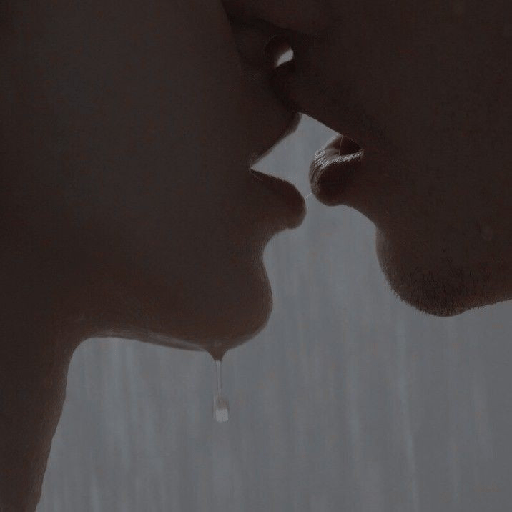 Kiss 7