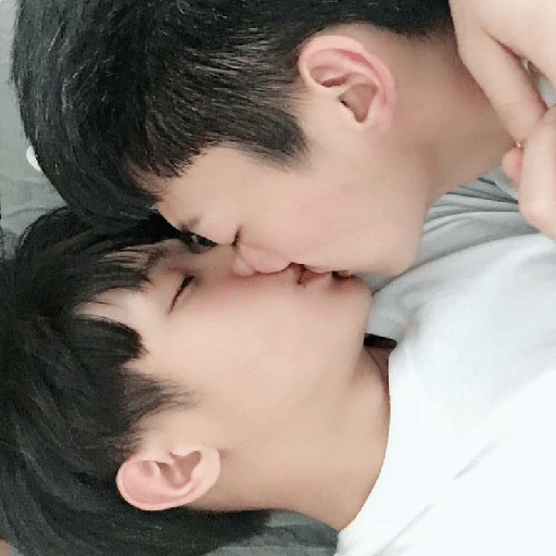 Kiss 3