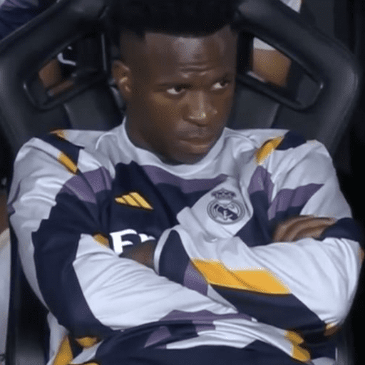 Vini Júnior  11