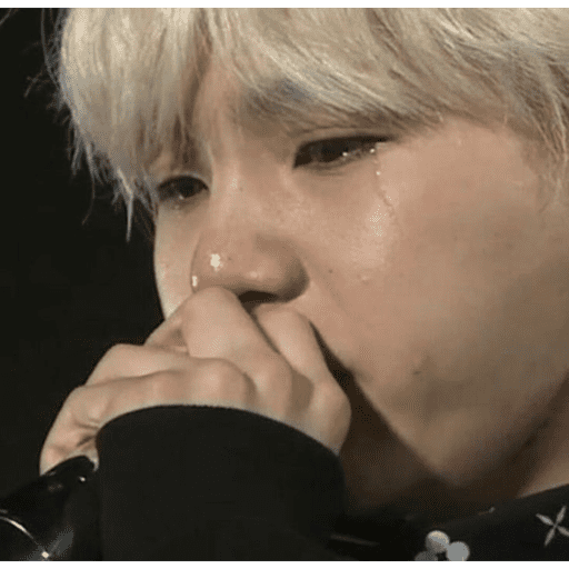BTS triste🎶🎙️✨ 4