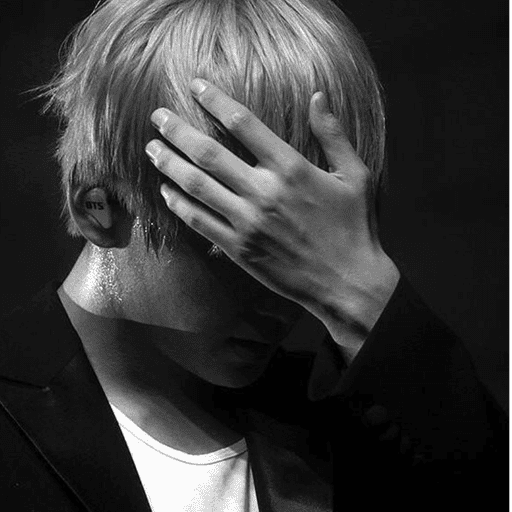 BTS triste🎶🎙️✨ 2