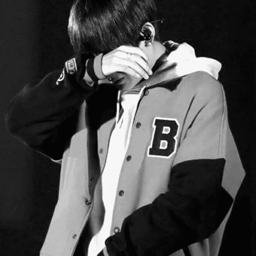 BTS triste🎶🎙️✨ 7