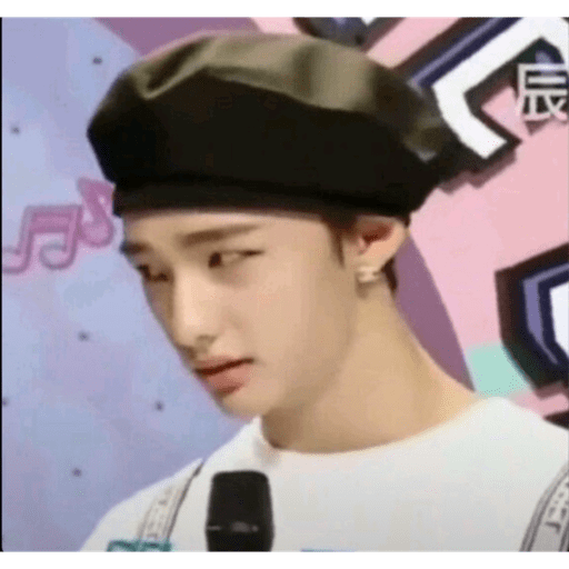 ~~ • straykids🩷🎀🫶🏼 9