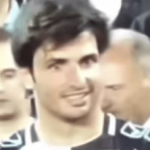 Carlos sainz  12