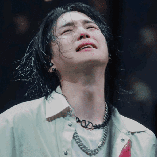 BTS triste🎶🎙️✨ 13