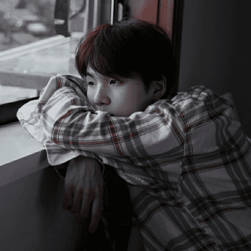 BTS triste🎶🎙️✨ 15