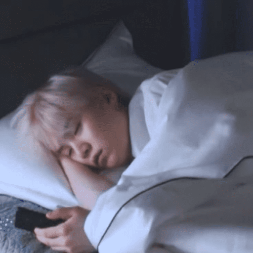 BTS triste🎶🎙️✨ 14