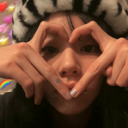 Kpop heart  16