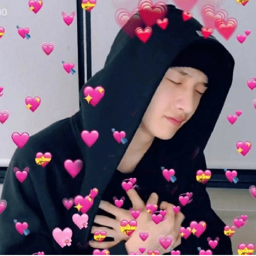 Kpop heart  25