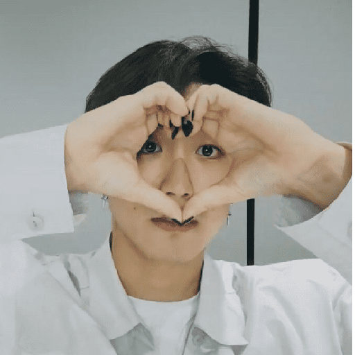 Kpop heart  15