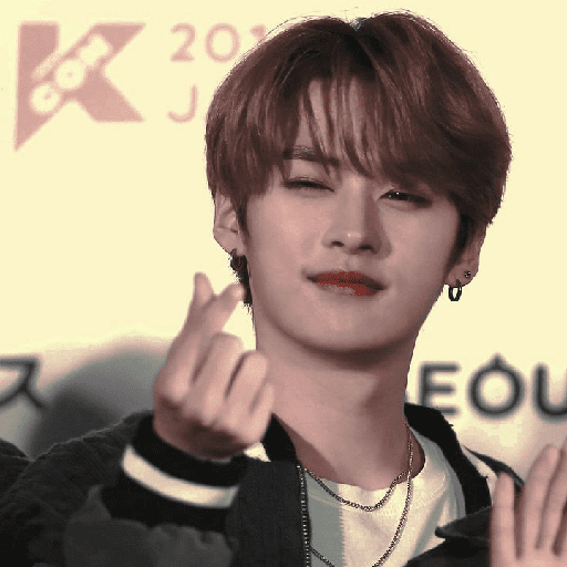 Kpop heart  19