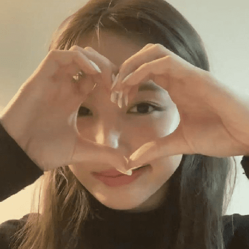 Kpop heart  8