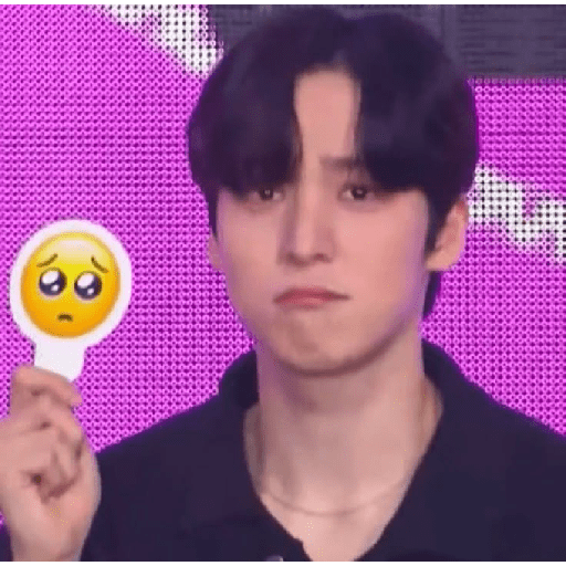 Kpop random tiker 18
