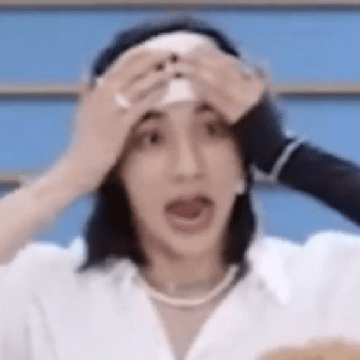 | Hyunjin  25