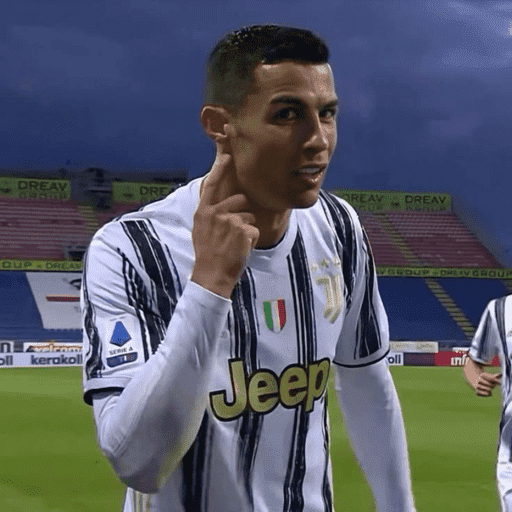 Cristiano Ronaldo 4