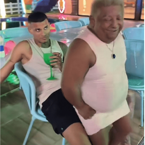 Estáticos twitter gayzada  22