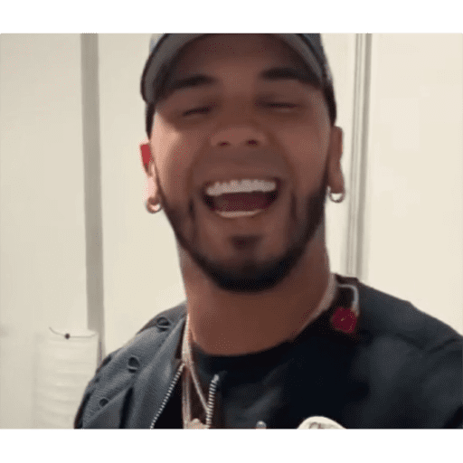 Anuel aa  7