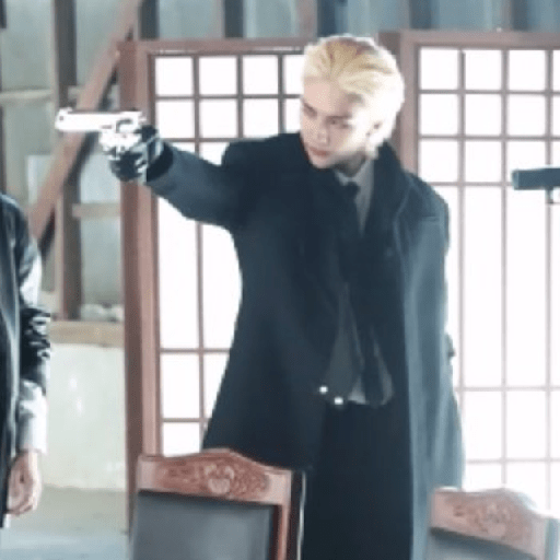 Hyunjin (10) 13