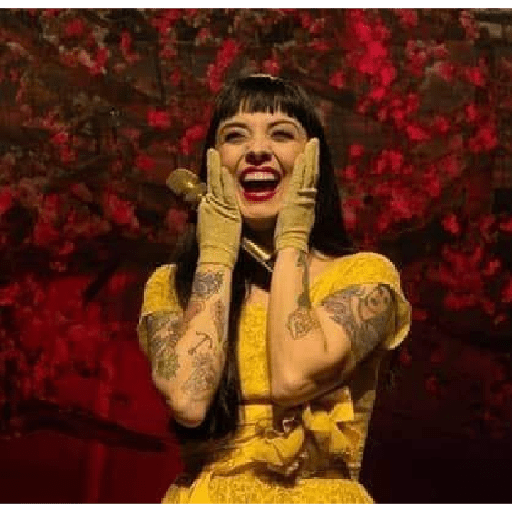 Mon laferte 20