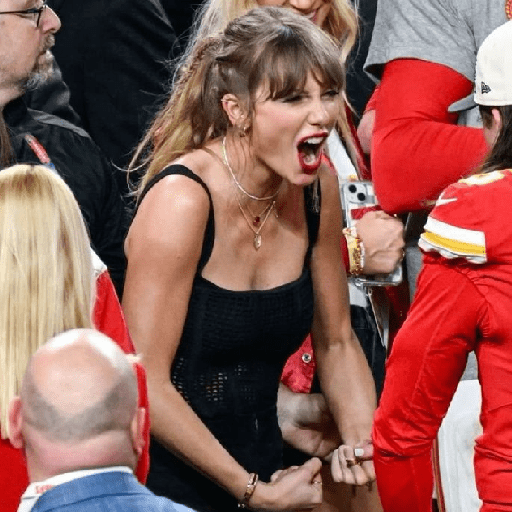Taylor Swift ✨ 22