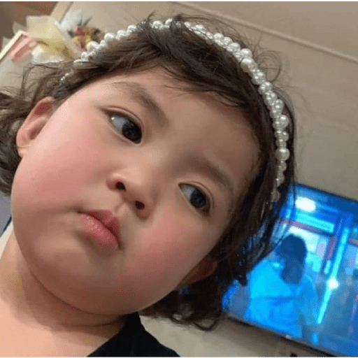 Ykz😏: Coreaninha🤩 2