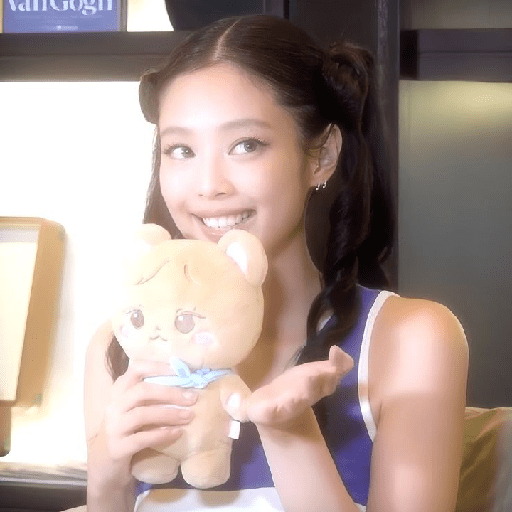 Jennie cute  4