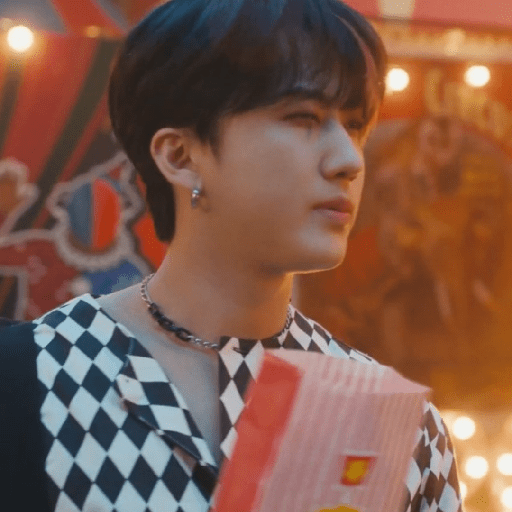 Stray kids 18