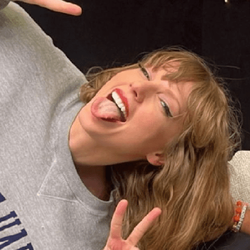 Taylor Swift ✨ 14