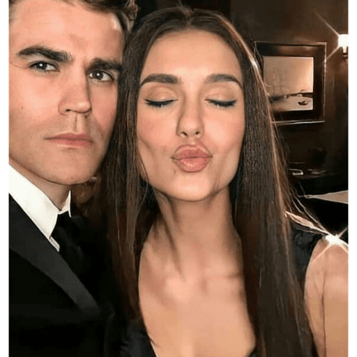 Nina dobrev . 💓 25